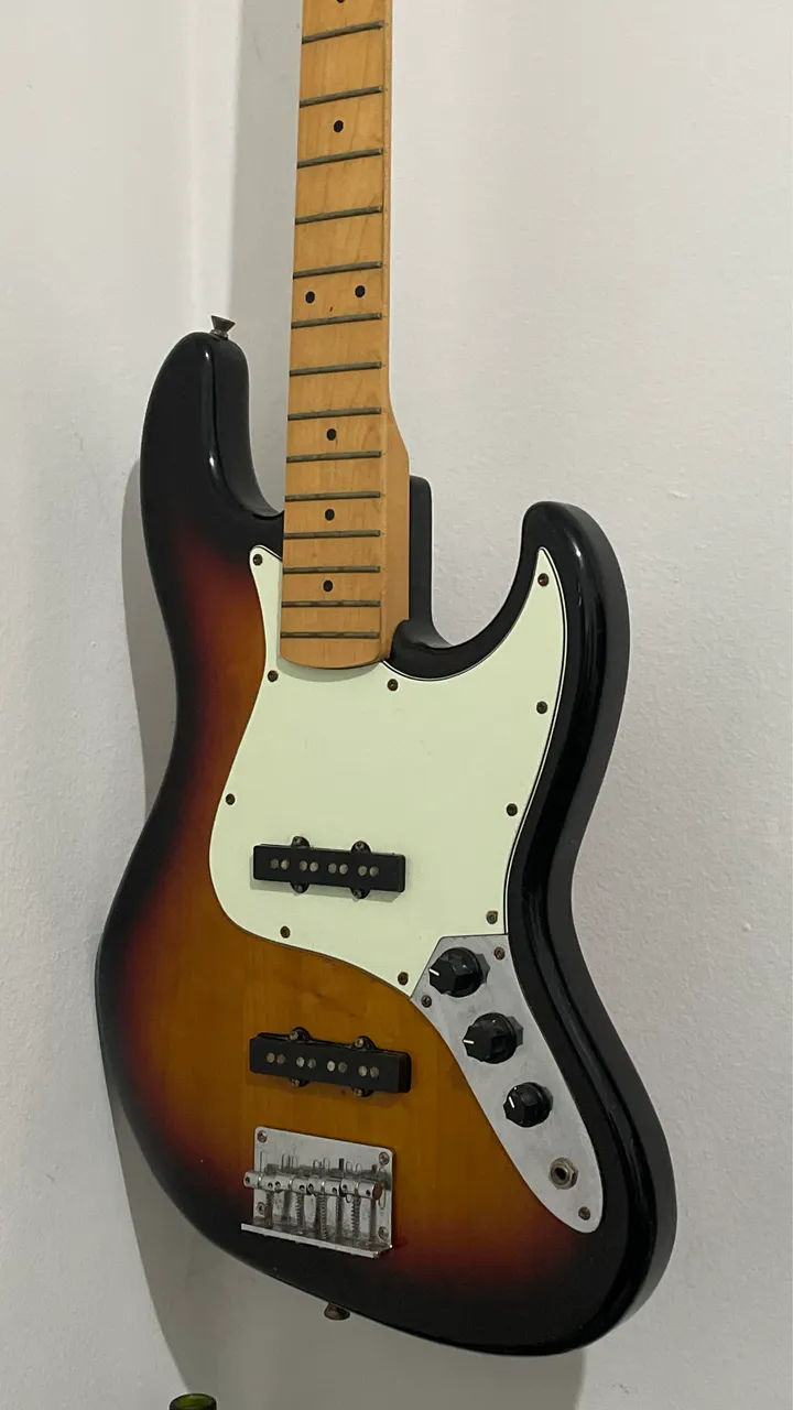 Baixo Squier Jazz Bass Affinity Séries - Instrumentos musicais