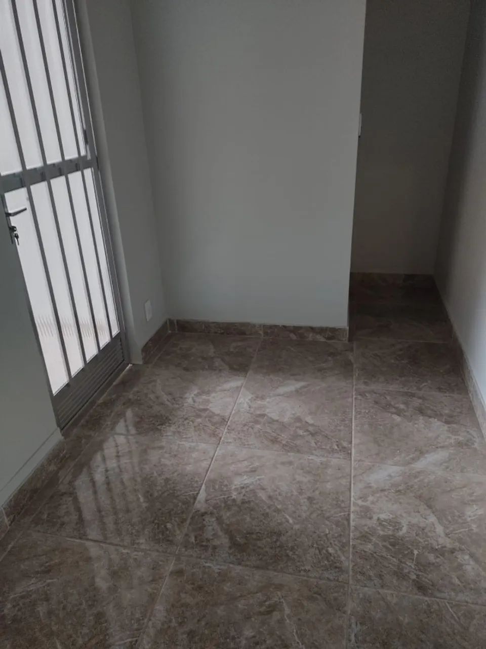 Sala Comercial na praça 8 de Maio em Rocha Miranda 20m² - Foto 3