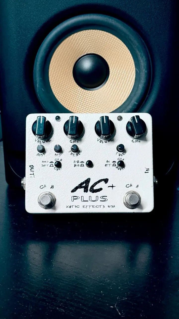 Pedal Xotic AC+ Plus overdrive - Instrumentos musicais