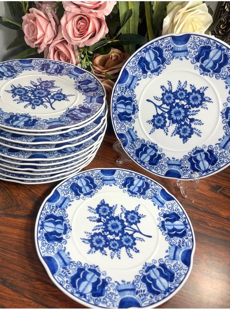 Conjunto Pratos De Sobremesa Em Porcelana Vista Alegre Com Tânia Bulhões. - Foto 3