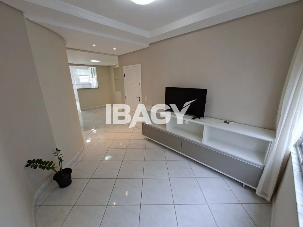 Excelente Apartamento 2 dormitório(s) em Abraão - Florianópolis - Foto 3
