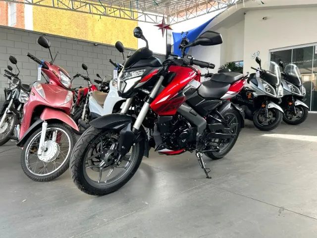 BAJAJ DOMINAR NS160 2026  - Foto 3