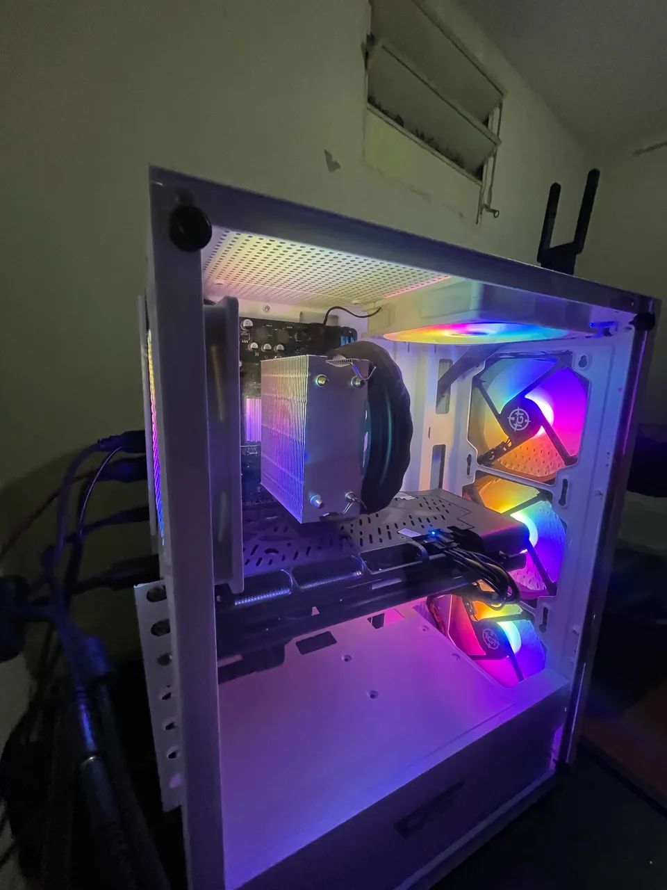 PC GAMER COMPLETO RYZEN 5600G RX5600 - Foto 4