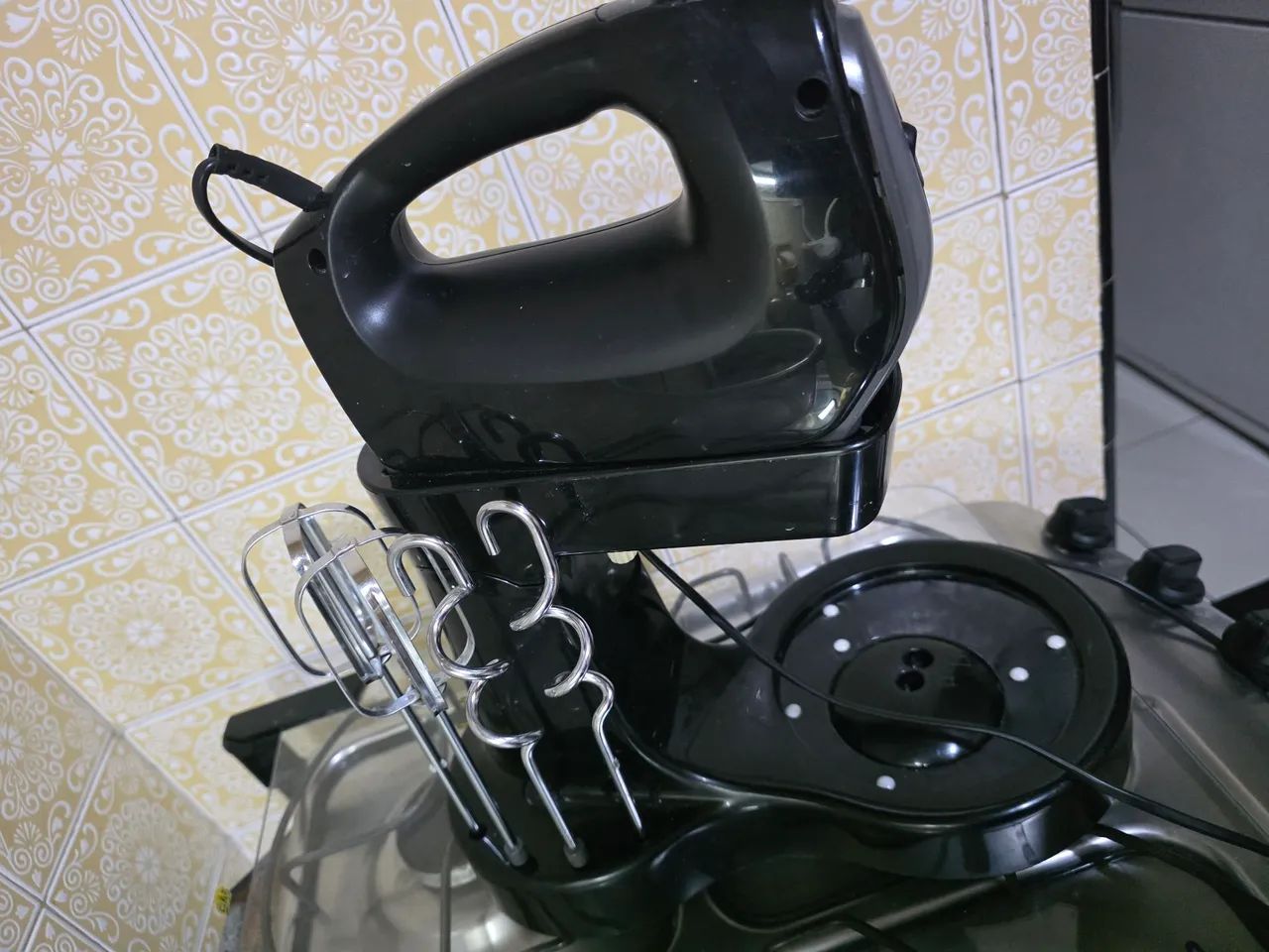 Batedeira Philips Walita preta - Foto 6