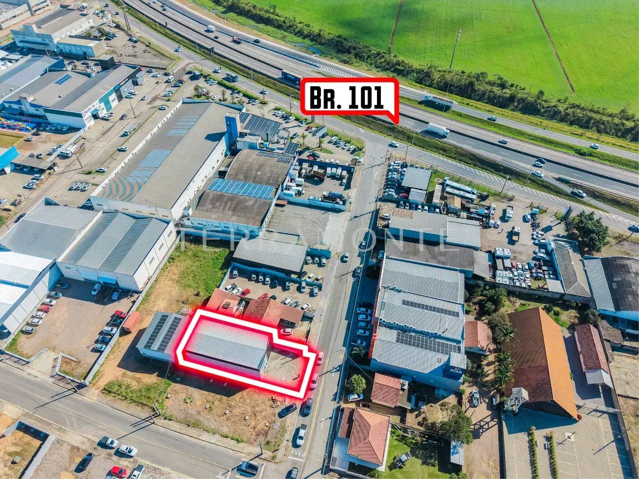 Galpão de 294m² próximo à BR-101 em Tubarão - Foto 3