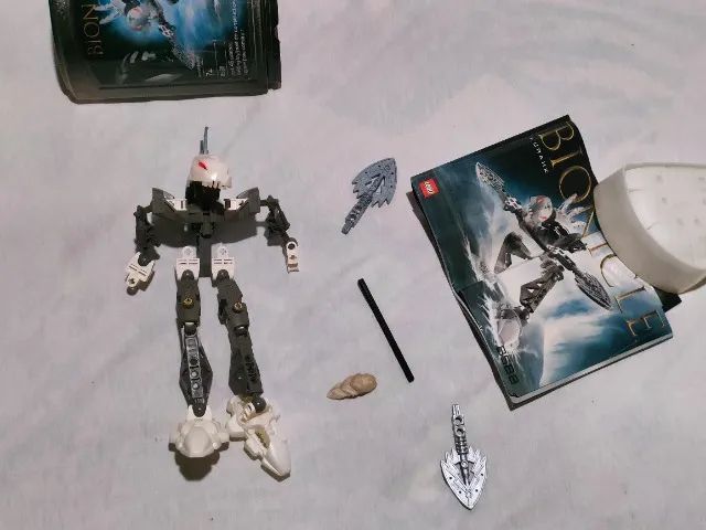 Lego Bionicle  2003 Rahkshi Kurakh completo