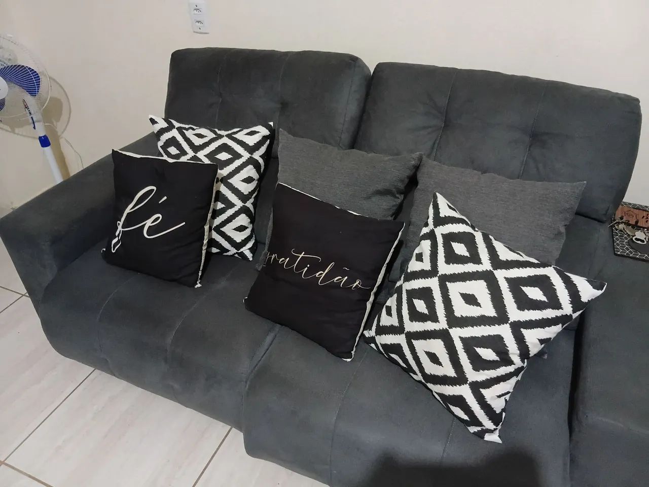 Vendo sofa semi novo