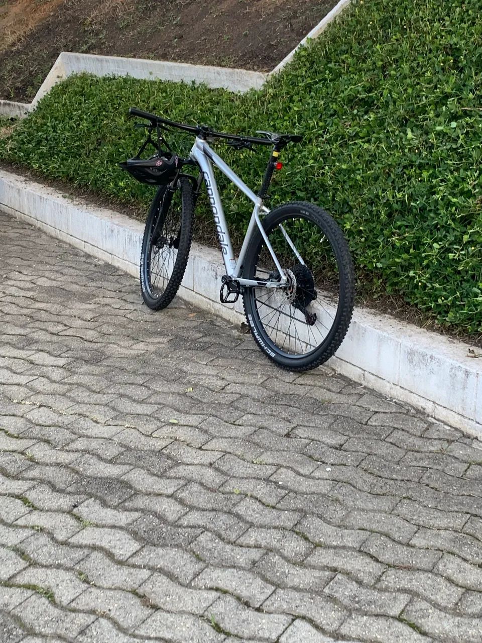 Bike cannondale trail