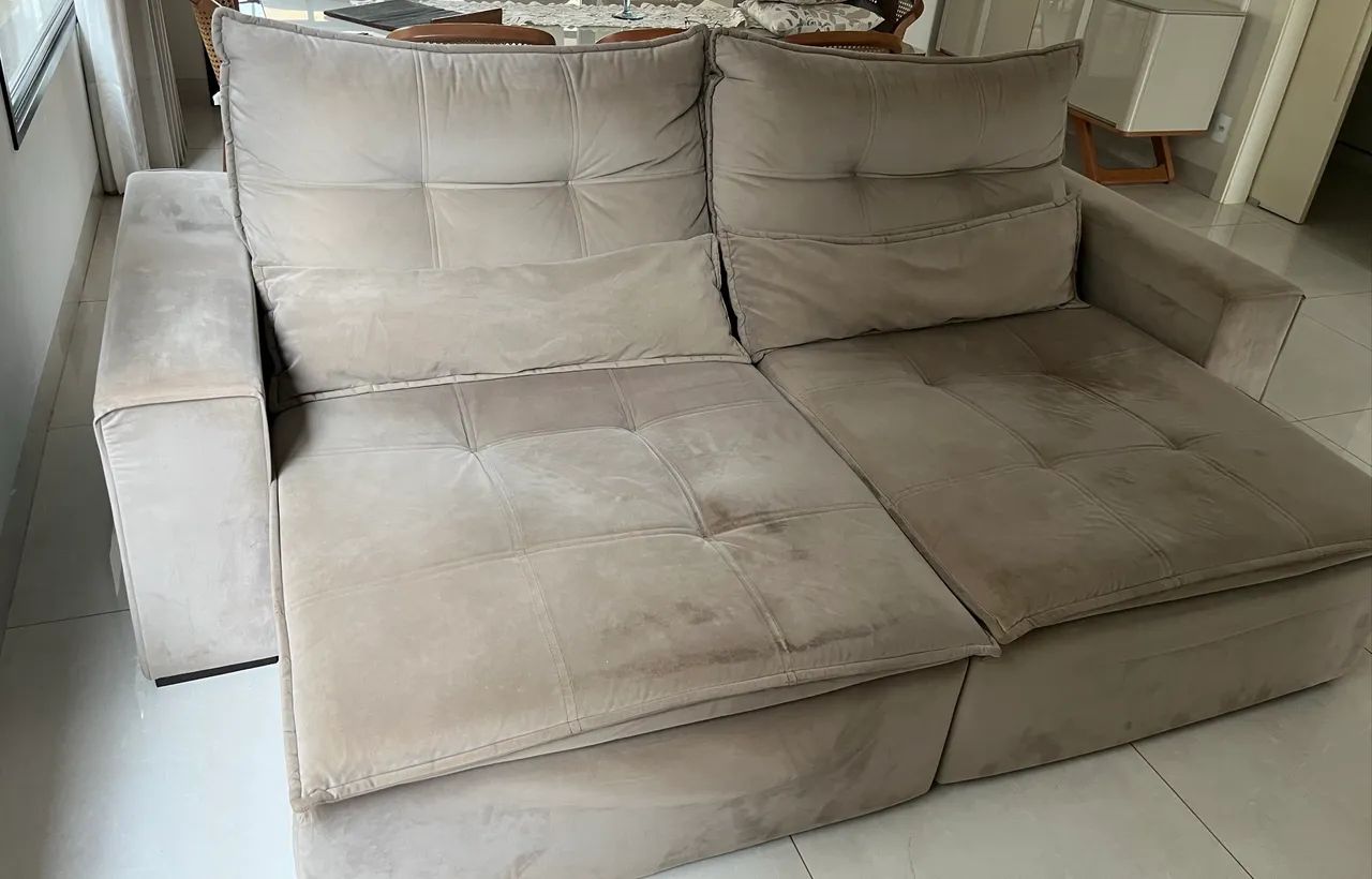Sofá com chaise,conservado. - Foto 2