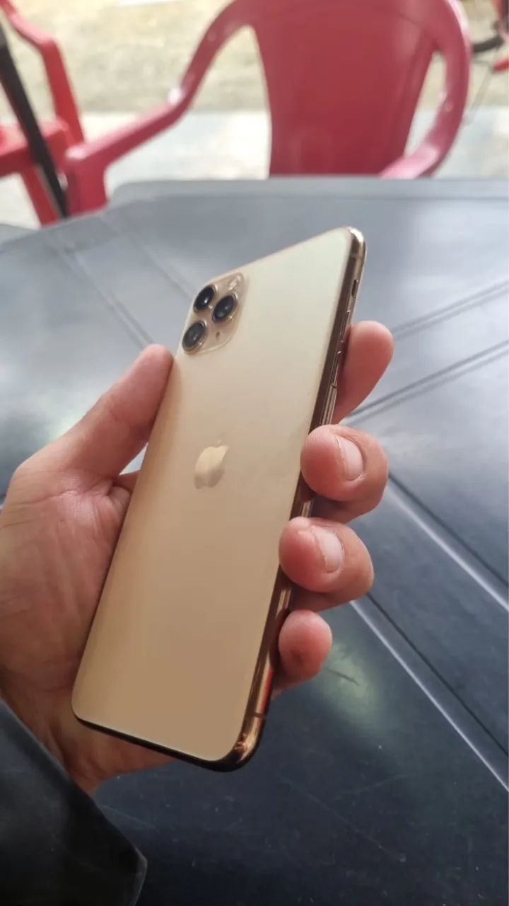 Iphone 11 pro max  - Foto 3