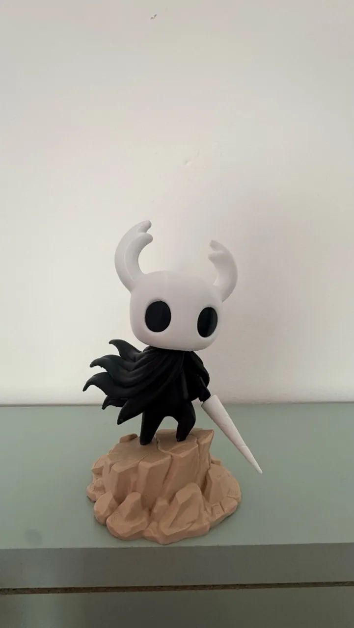 Boneco hollow knight 