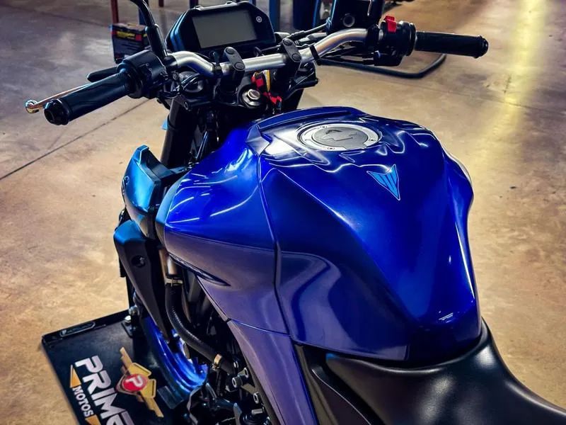 YAMAHA MT03 ABS 2024 - Foto 4