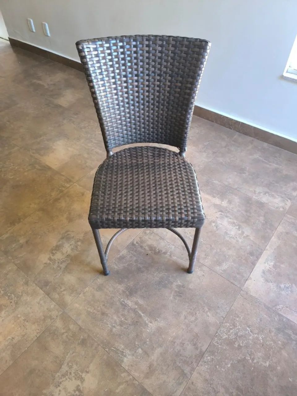 Conjunto Mesa e 10 Cadeiras - Excelente Oportunidade - Foto 3