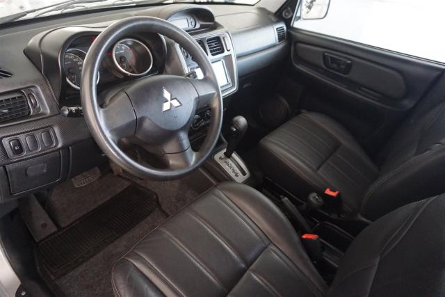 MITSUBISHI PAJERO TR4 2012/2013 2.0 4X4 16V 140CV FLEX 4P AUTOMÁTICO - Foto 4