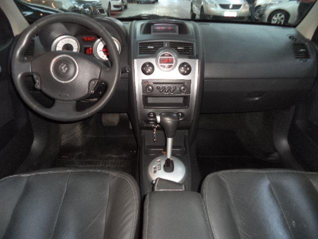 RENAULT MÉGANE 2010/2011 2.0 DYNAMIQUE SEDAN 16V GASOLINA 4P AUTOMÁTICO - Foto 5
