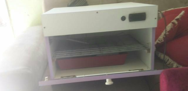 Vendo chocadeira automática