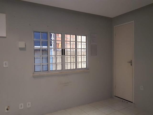 Sala comercial no Rio Vermelho, com banheiro próprio - Foto 9