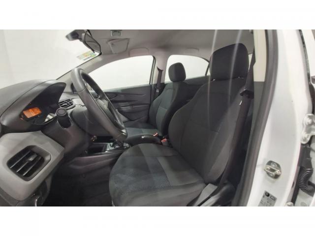 GM - CHEVROLET ONIX HATCH JOY 1.0 8V FLEX 5P MEC. - Foto 5
