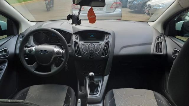 Vendo ou Troco Focus S 1.6 Hatch 2013/2014 Branco- Ji Paraná - Foto 8