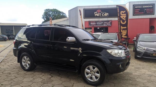 Hilux sw4 2010/2010 3.0 srv 4x4 7 lugares 16v turbo intercooler diesel 4p automático - Foto 17