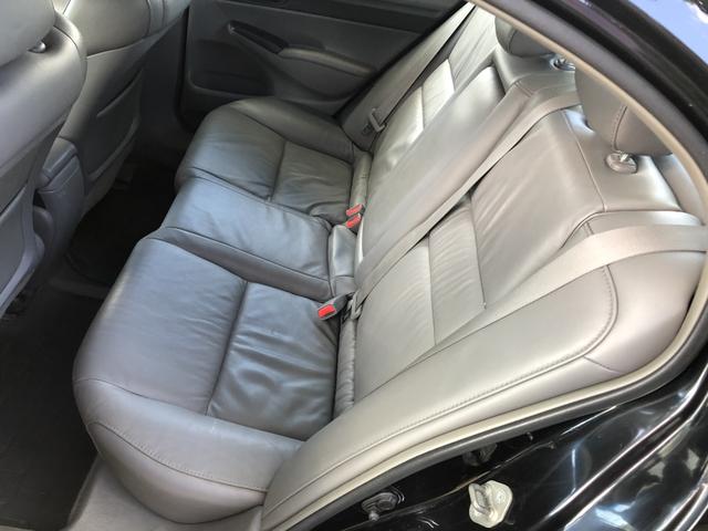 Honda civic MOD:2010 LXS - Foto 8