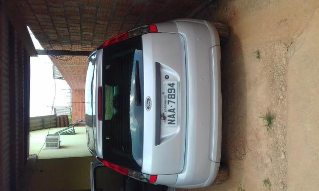 Desapego de um carro Ford Fiesta - Foto 2