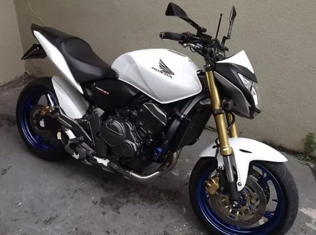 Cb Hornet 600 2014