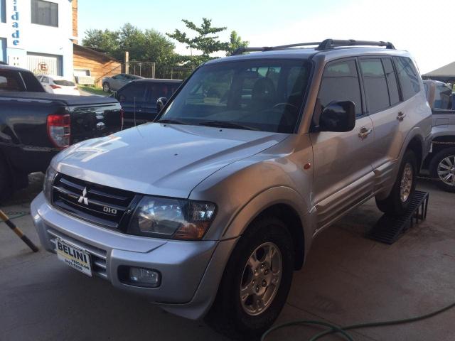 Pajero 2001/2001 2.8 gls 4x4 8v turbo diesel 4p automático