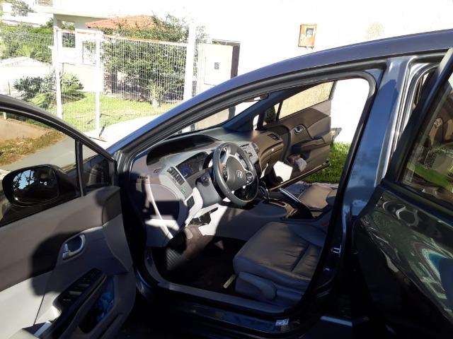 Honda Civic 2012/13 Automático - Manutenção impecável!! pneus novos - Foto 8