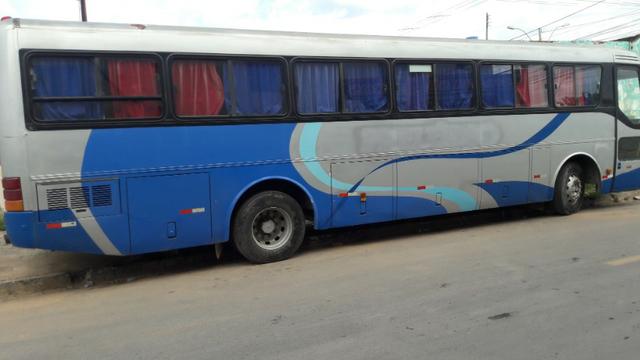 Mercedes Bens 0-400
