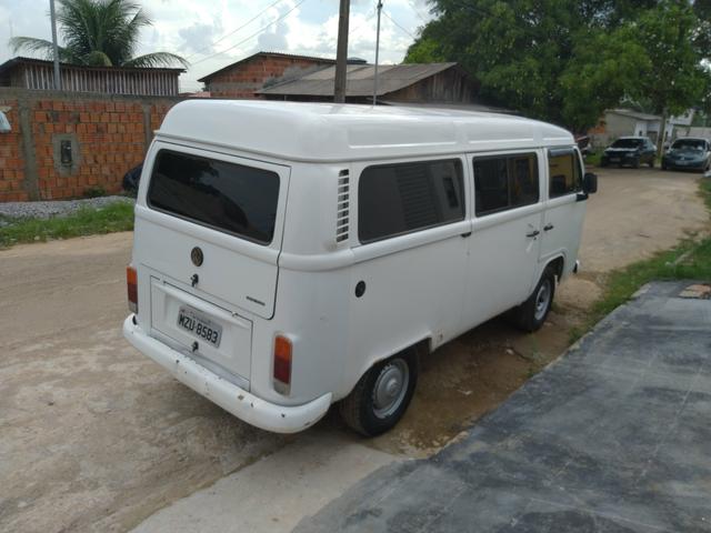 Vendo uma Kombi - Foto 4
