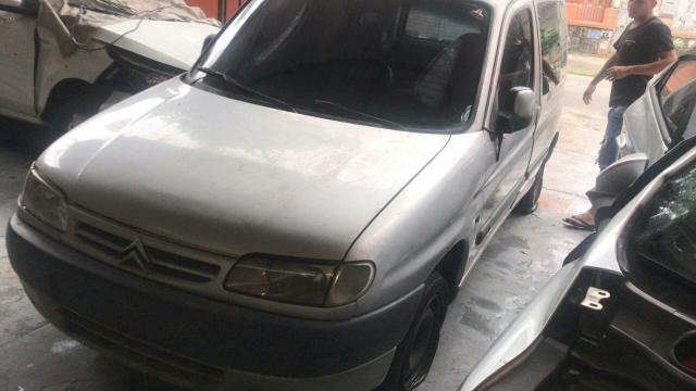 Capô Citröen Berlingo 
