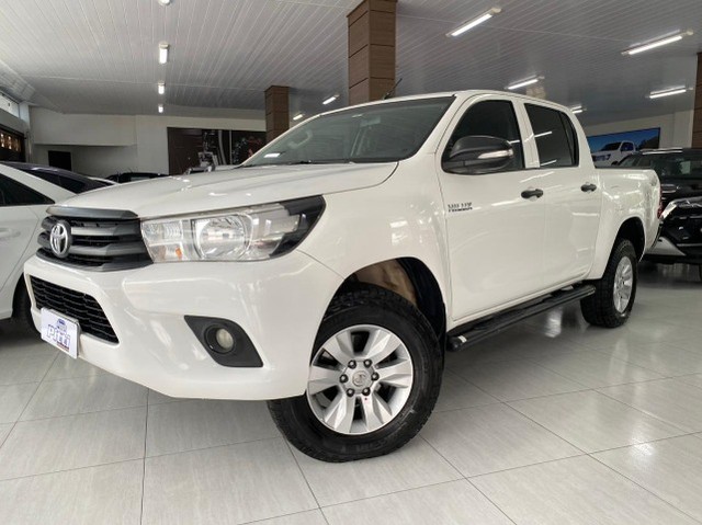 TOYOTA HILUX STD ANO 2017