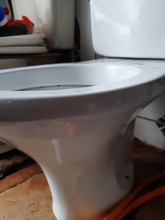 Vaso acoplado celite série luxo semi novo - Foto 4