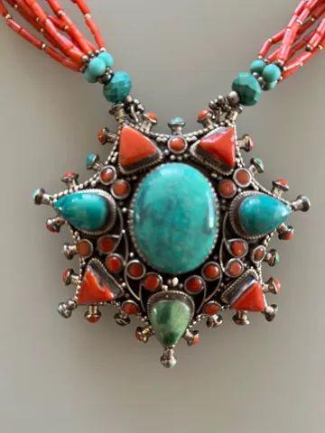 Colar Indiano em prata 925 com pedras Jade e Turquesa novo.