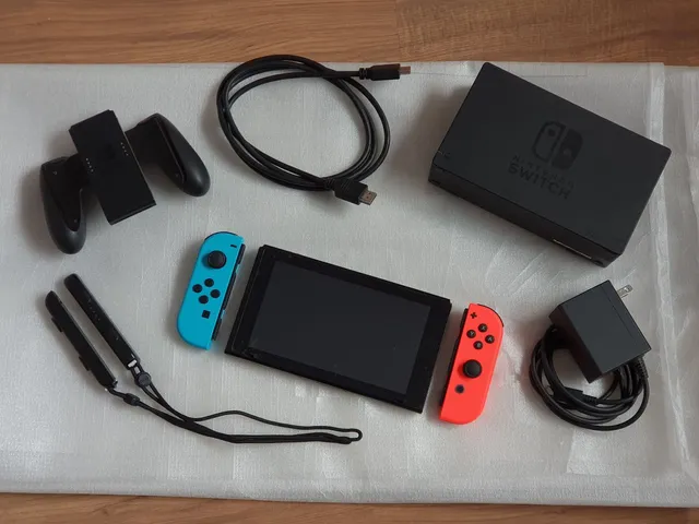 Nintendo Switch Desbloqueado + Sd 256gb + Case + Suporte