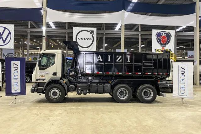 Caminhão Volvo VMX 290 6x4  com caçamba convencional 16m3 - Foto 6