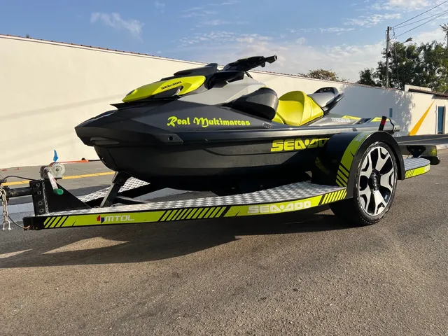 Jet SKY seadoo 230 GTR com som original JBL