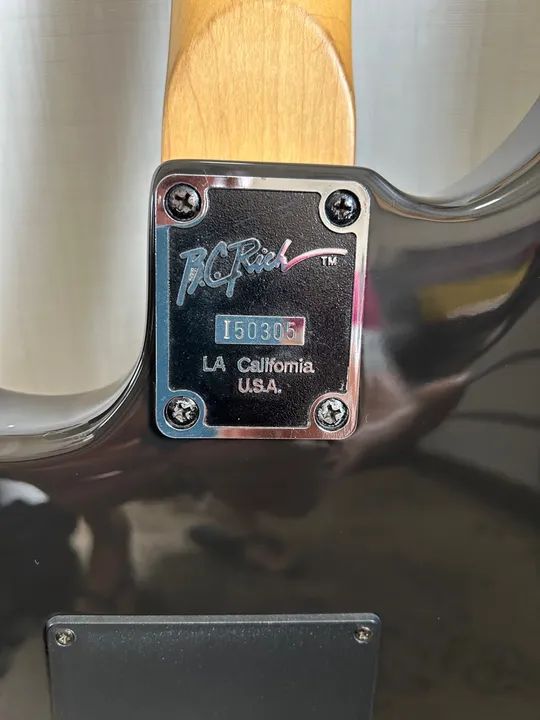 Guitarra B.C. Rich Warlock  - Foto 3