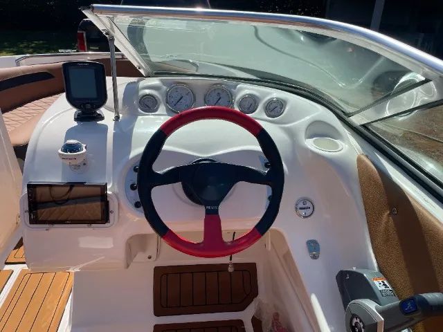 Lancha Ventura 220 - Motor 150HP - Foto 12