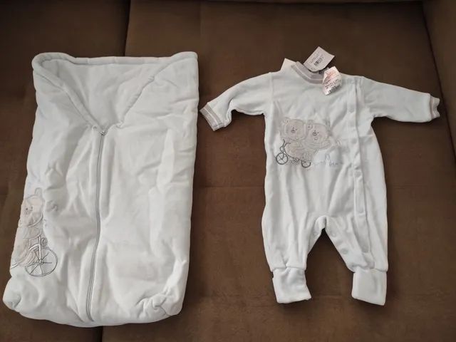 Saída maternidade de PLUSH novo sem uso da marca Alô Bebê.