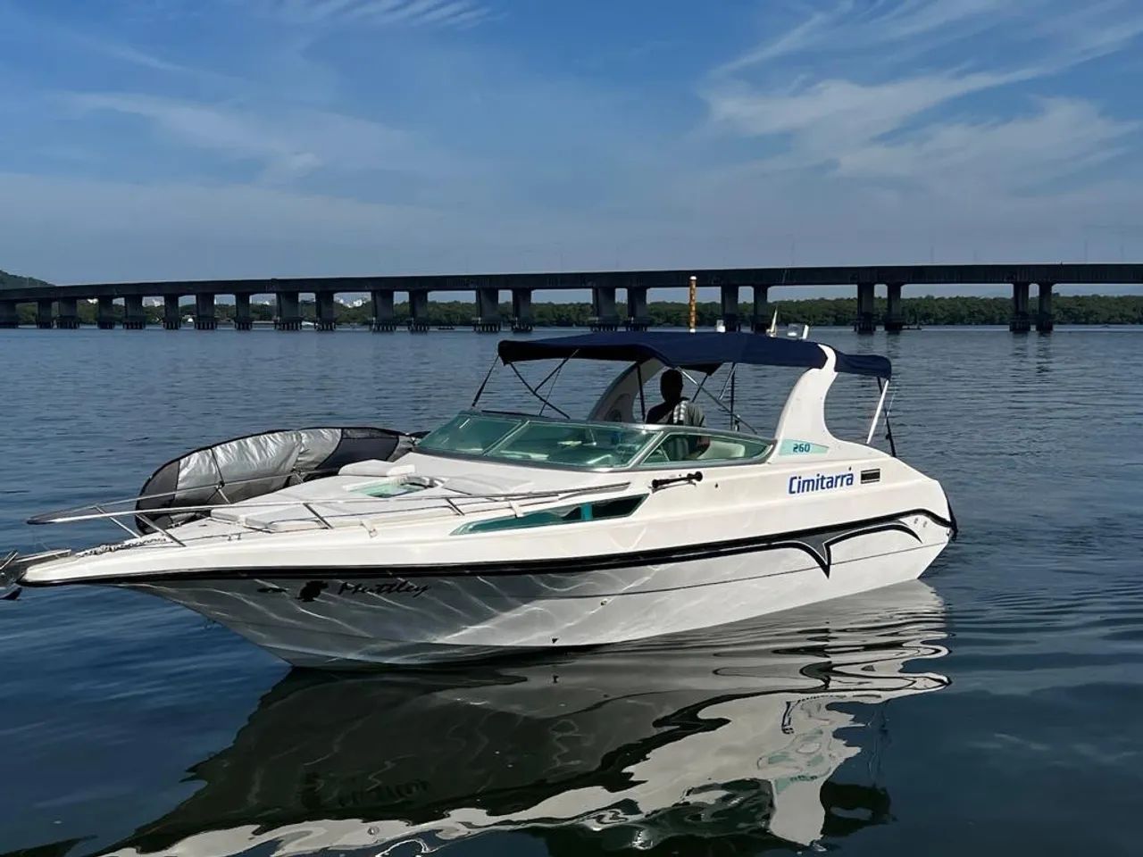 Lancha cimitarra 260