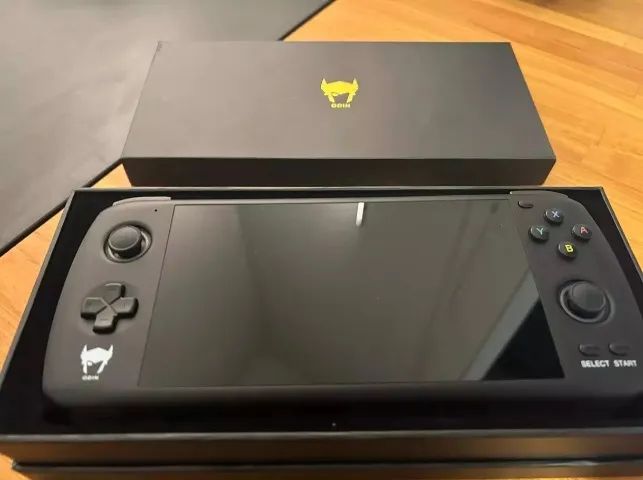 Ayn Odin Lite 6gb RAM + 128gb ROM em excelente estado lotado de jogos - Foto 2