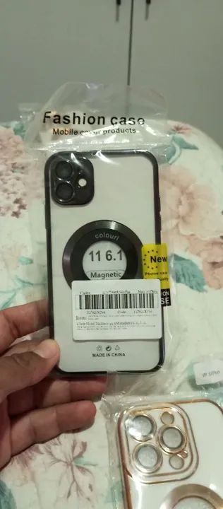 Capinha para celular iPhone 11 e 14 - Foto 5