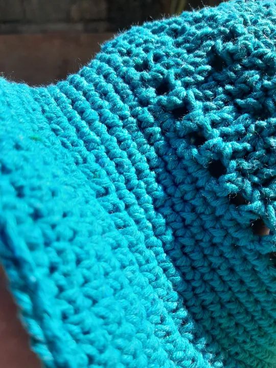 Chapéu de crochê azul turquesa - Foto 4