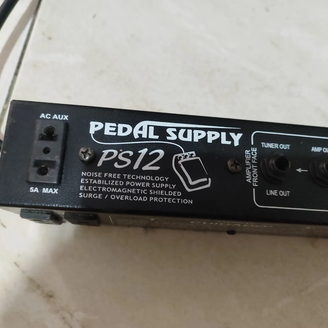 Fonte de Alimentação para Pedais PS12 landscape