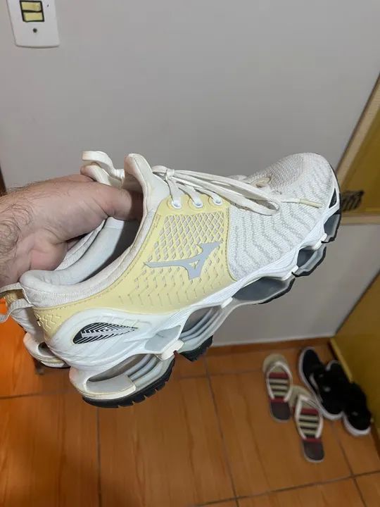 Tenis mizuno prophecy