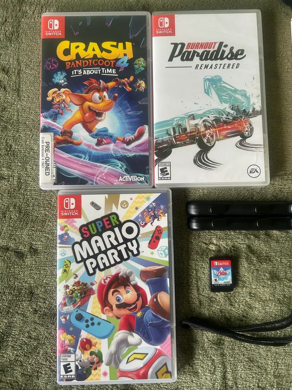 Nintendo Switch + 4 jogos + Case + Adaptador - Foto 2