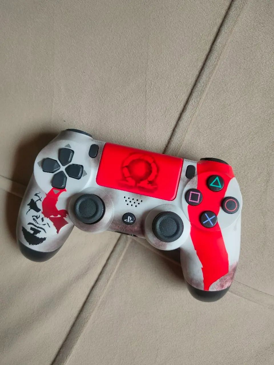 Controle de ps4 edição god of war 
