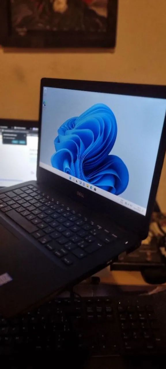 Notebook Dell Latitude 3400 i5 + 8gb de ram + SSD 240gb, bateria viciada. - Foto 2